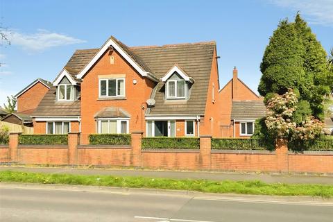 Detached house - The Garlands, West Midlands WV11