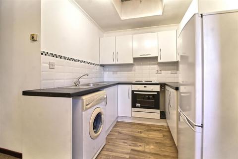 1 bedroom flat for sale, Church Row, Ware, SG12