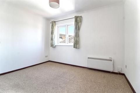 1 bedroom flat for sale, Church Row, Ware, SG12