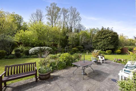 2 bedroom retirement property for sale, London Road, Patcham, Brighton