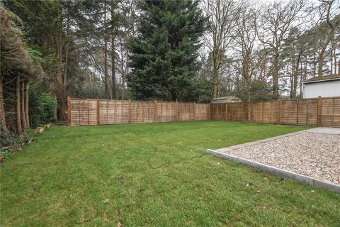 2 bedroom retirement property for sale, Pinewood Caravan Park, Berkshire RG40