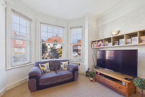 1 bedroom flat for sale, Flat 2, 24 Crescent Avenue
