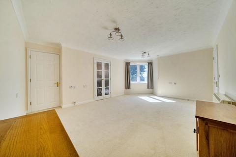 1 bedroom flat for sale, Stockbridge Road, Chichester, PO19