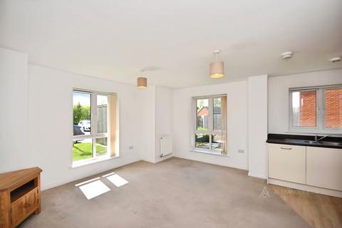 2 bedroom flat to rent, Nicholas Charles Crescent, Buckinghamshire HP18