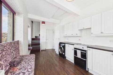 3 bedroom house of multiple occupation for sale, Primrose Hill Road, Huddersfield, West Yorkshire, HD4