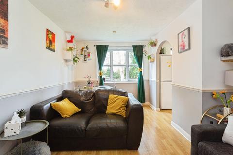 undefined, Oat Close, Aylesbury