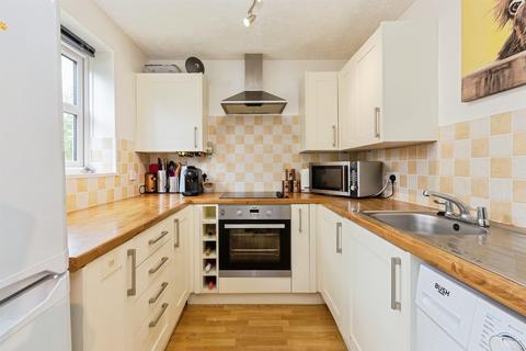 undefined, Oat Close, Aylesbury