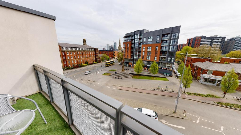 House in Salford, Blackfriars, Lower Broughton - View 3