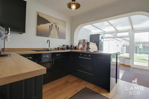 3 bedroom semi-detached bungalow for sale, Sandown Close, Clacton-On-Sea CO15