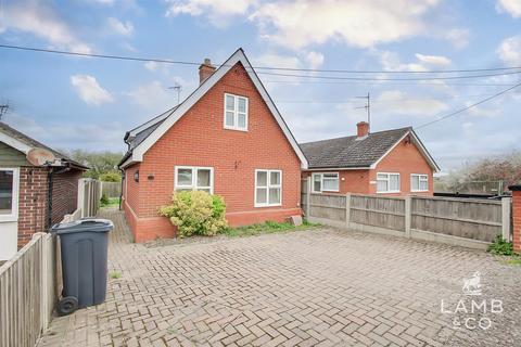 2 bedroom detached house for sale, Alpha Road, Clacton-On-Sea CO16