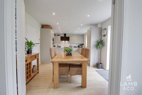 4 bedroom detached house for sale, Littlebury Gardens, Weeley CO16