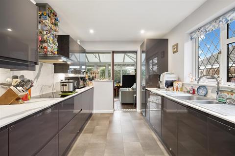 3 bedroom detached bungalow for sale, Sherwood Drive, Clacton-On-Sea CO15