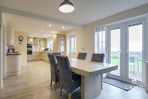 3 bedroom terraced house for sale, Kirby Road, Frinton-On-Sea CO13