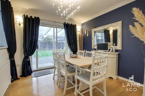 3 bedroom detached bungalow for sale, Rectory Road, Clacton-On-Sea CO16