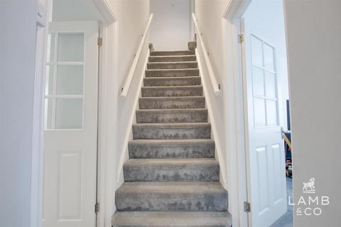 5 bedroom semi-detached house for sale, Harwich Road, Little Clacton CO16