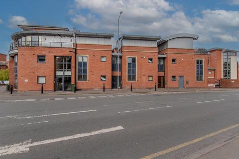 Flat - Bath Road, Worcester WR5