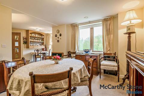 2 bedroom apartment for sale, Ellisfields Court, Mount Street, Taunton TA1 3SS