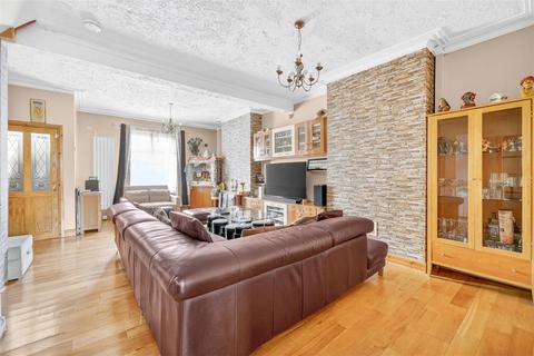 4 bedroom house for sale, Eynsford Road, Seven Kings