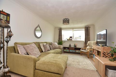 2 bedroom flat for sale, CENTRAL & COASTAL RYDE