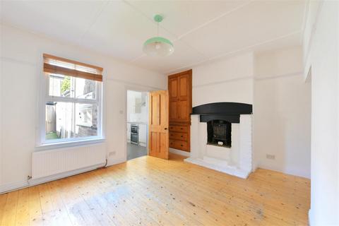 3 bedroom terraced house to rent, Barlow Street, York