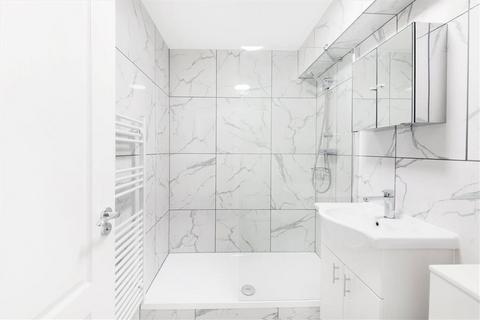 Studio to rent, Fitzroy Street, London W1T