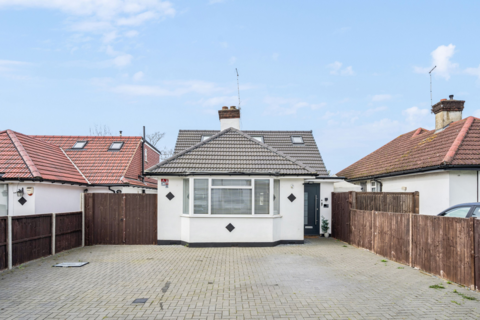 3 bedroom detached house for sale, Hazelwood Drive, Pinner HA5