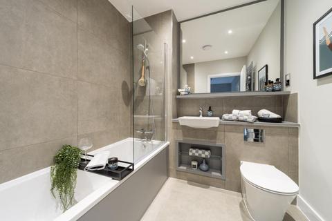 3 bedroom semi-detached house for sale, at Elmstead RG40