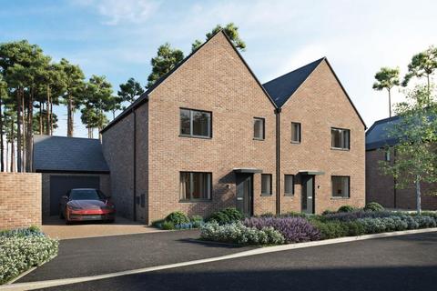 3 bedroom semi-detached house for sale, at Elmstead RG40
