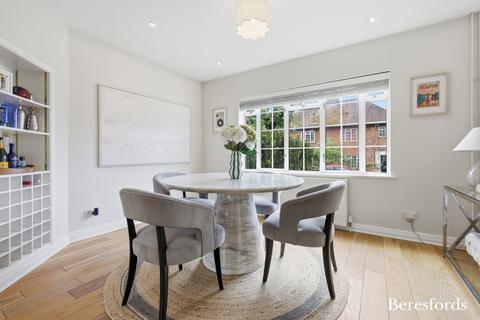 3 bedroom semi-detached house for sale, Hill Crescent, Chelmsford, CM2