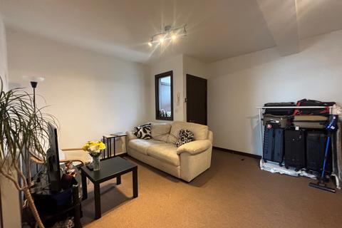2 bedroom apartment to rent, Howell Road, Exeter, EX4