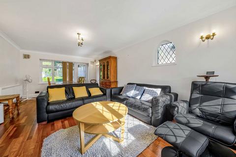 4 bedroom house to rent, Mansfield Avenue, Barnet EN4