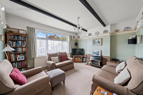 3 bedroom chalet for sale, Demesne Road, Wallington