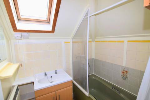 1 bedroom flat for sale, 22a Carlton Road South