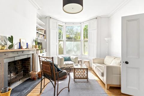 3 bedroom terraced house for sale, Evering Road, London