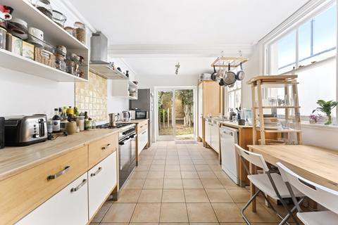 3 bedroom terraced house for sale, Evering Road, London
