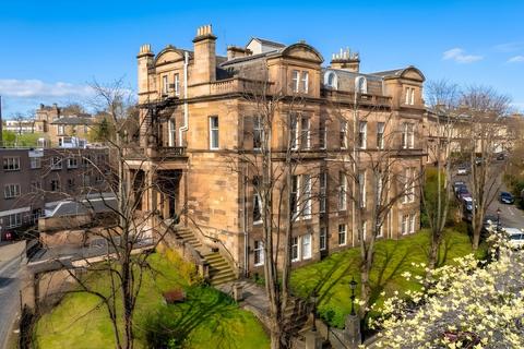 2 bedroom flat for sale, Cleveden Drive, Glasgow G12