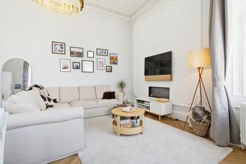 2 bedroom flat for sale, Cleveden Drive, Glasgow G12