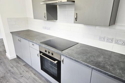 3 bedroom terraced house to rent, Severn Street, Hull, HU8