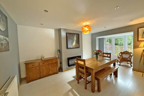 4 bedroom semi-detached house for sale, Station Road, Scarborough YO13