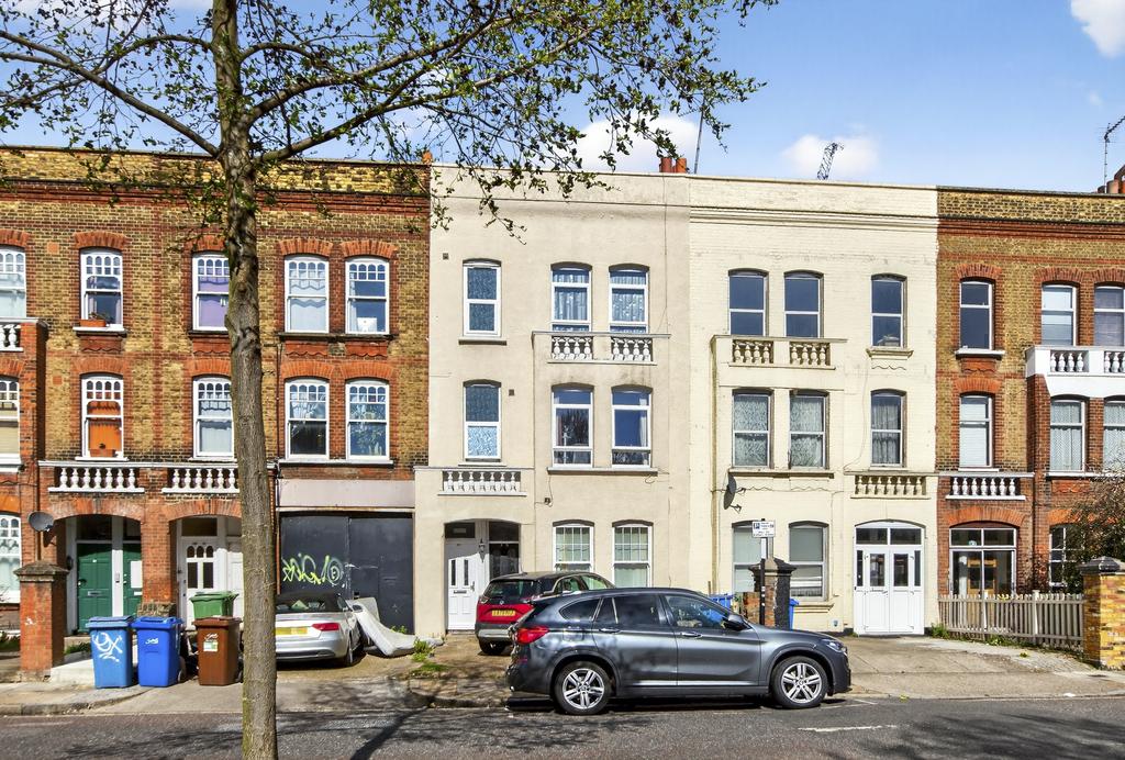 5 bedroom townhouse for sale