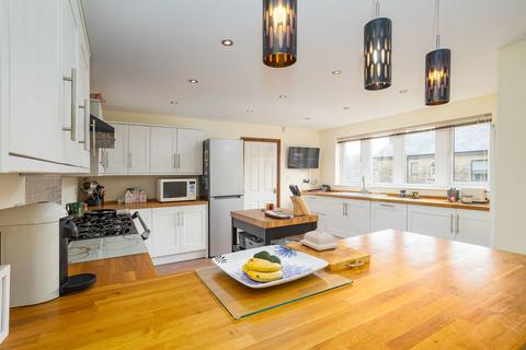 5 bedroom detached house for sale, 3 Church Lane, Ripponden HX6 4HZ