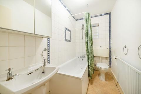 1 bedroom flat for sale, Colville Road, Notting Hill Gate, London, W11