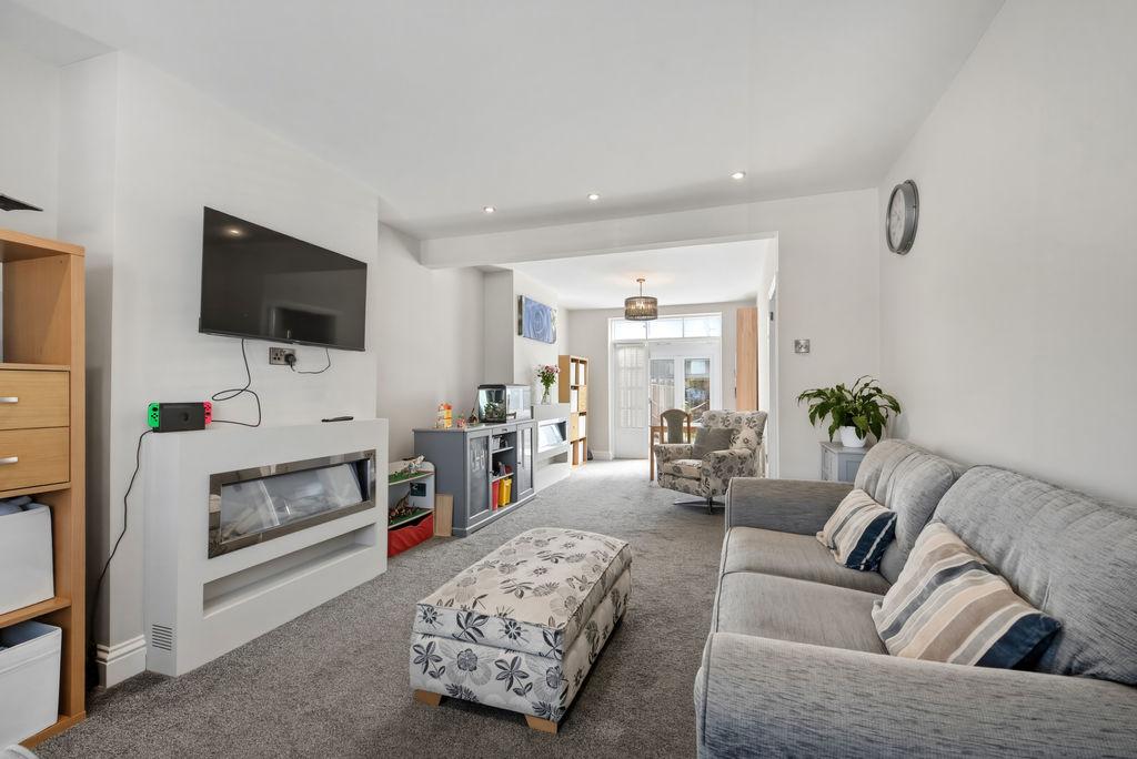 House in Portsmouth - View 3
