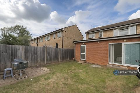1 bedroom in a house share to rent, Leacroft Close, West Drayton, UB7
