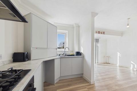2 bedroom flat for sale, Victoria Avenue, Southend-on-sea SS2