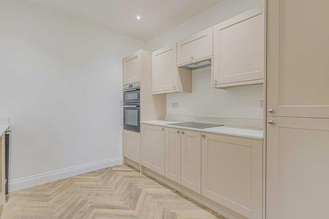 undefined, Chalkwell Avenue, Westcliff-on-Sea SS0