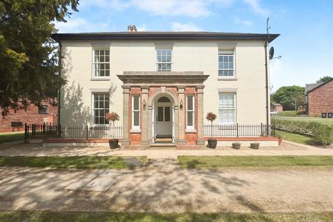 2 bedroom apartment for sale, Cressing Place, Newcastle ST5