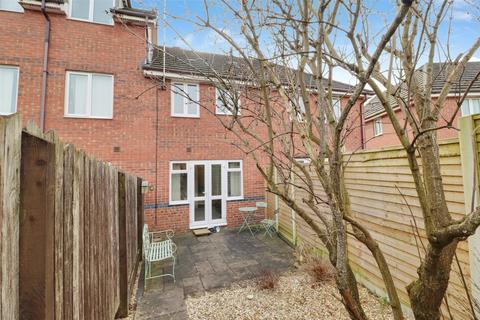 2 bedroom mews for sale, Redwood Drive, Crewe CW1