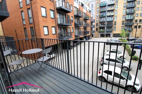 1 bedroom flat to rent, Brewers Square, Dartford