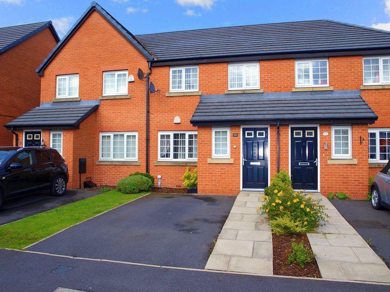 Newbold Hall Drive, Rochdale, OL16 3AG 3 bed terraced house £122,995